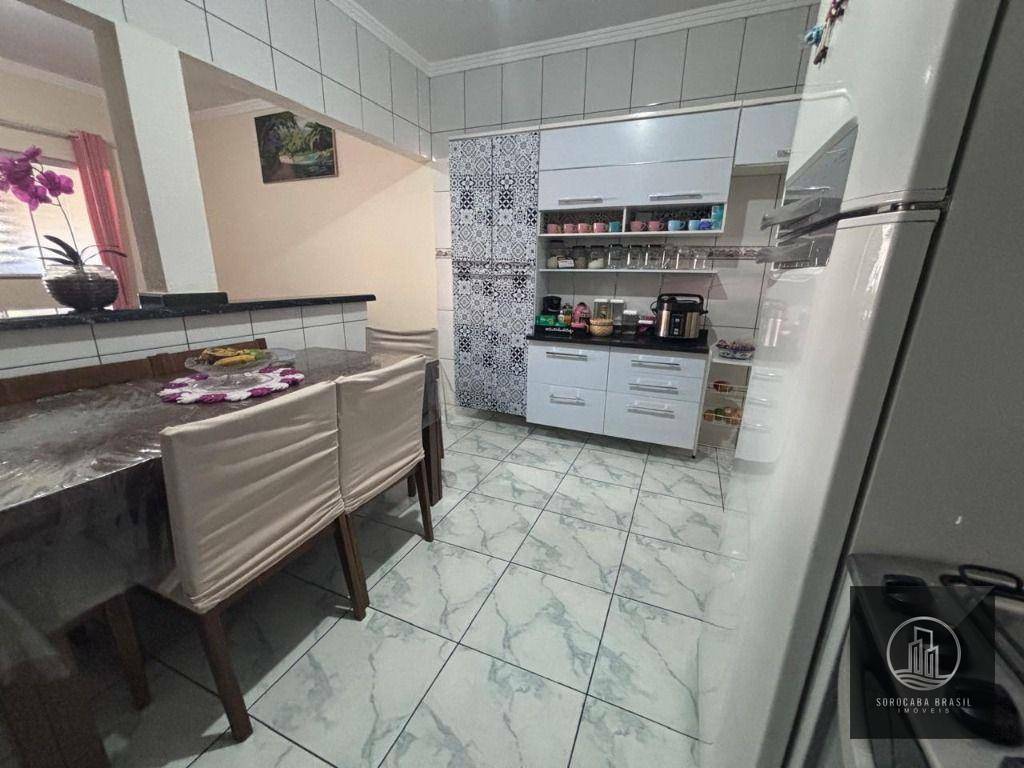 Sobrado à venda com 4 quartos, 185m² - Foto 3