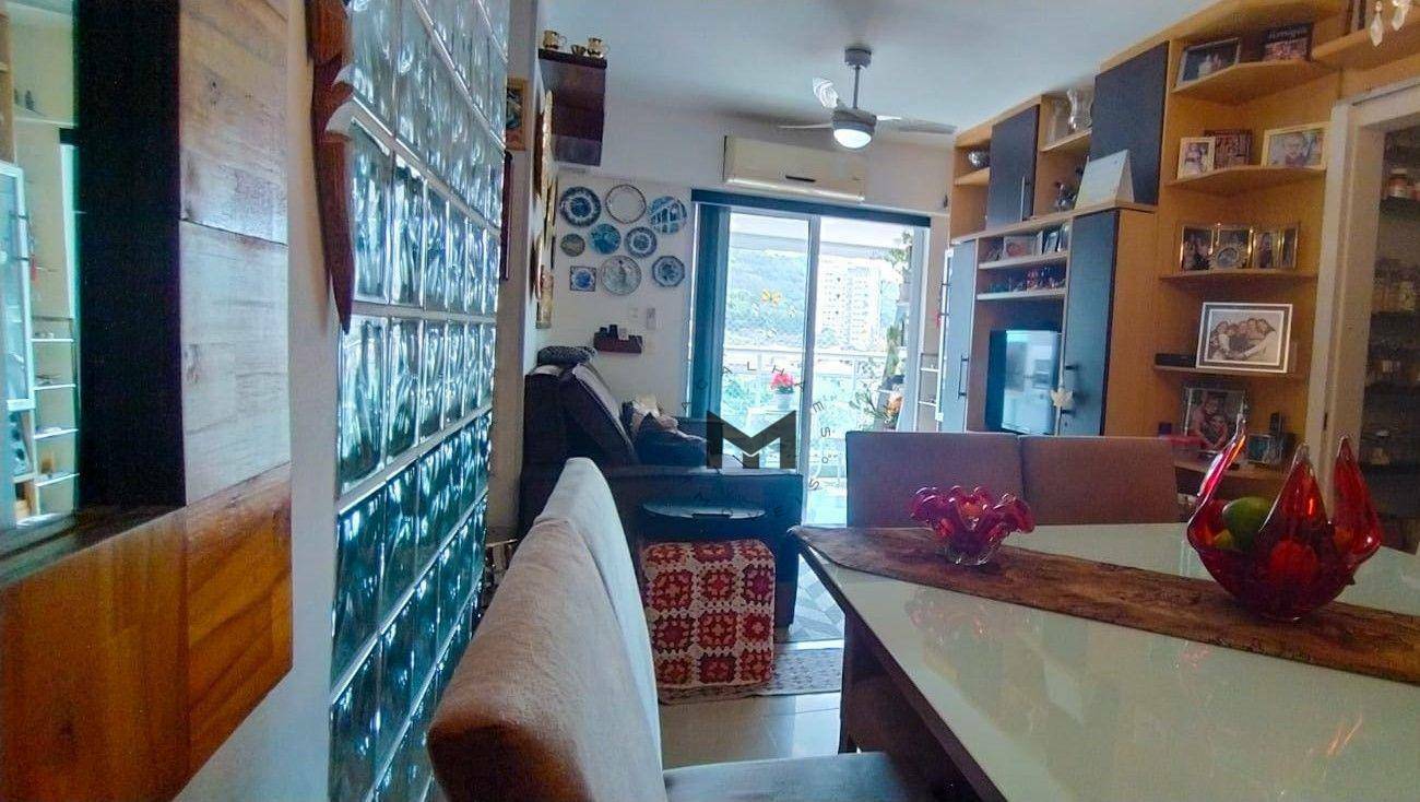 Apartamento à venda com 3 quartos, 93m² - Foto 6