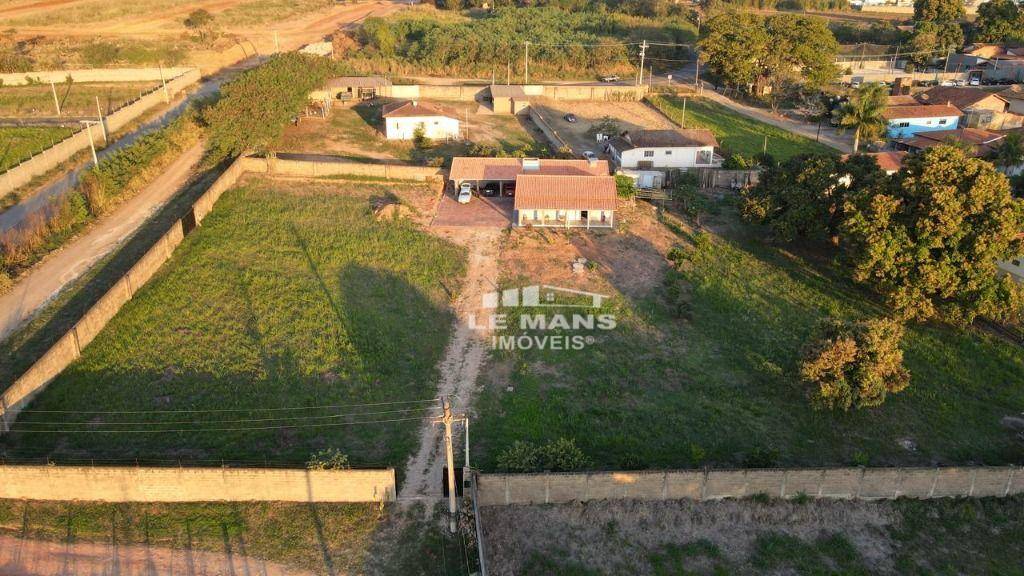 Casa, 2 quartos, 270 m² - Foto 2