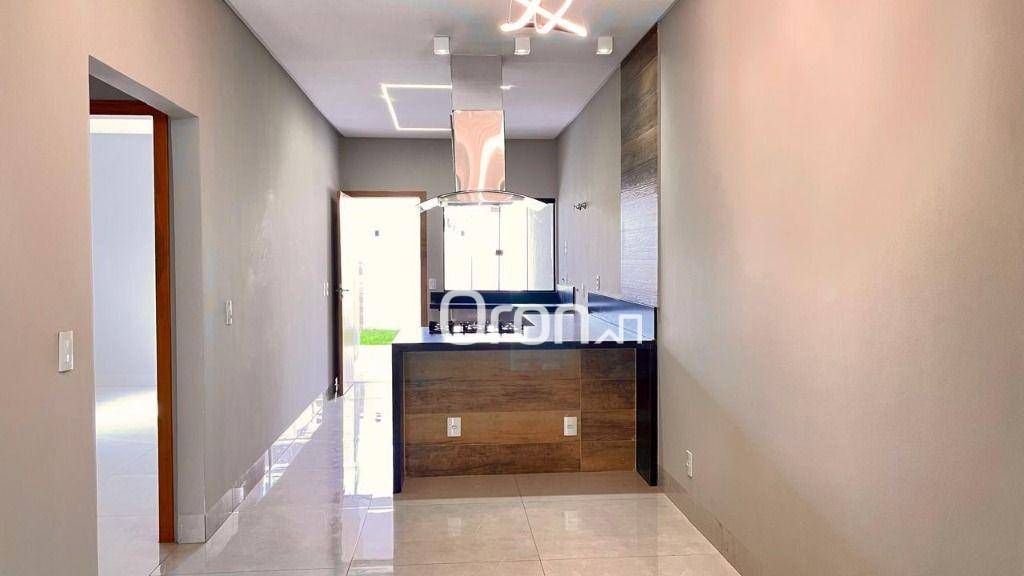 Casa à venda com 3 quartos, 148m² - Foto 4