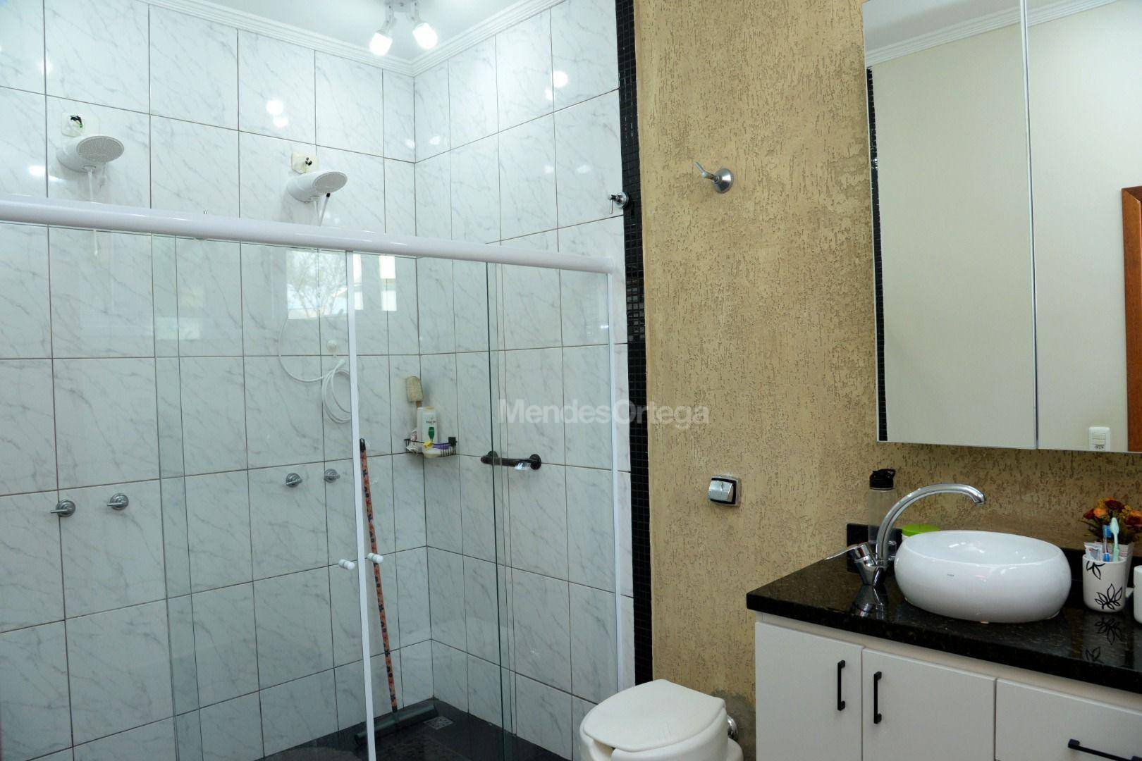 Casa de Condomínio à venda com 4 quartos, 428m² - Foto 16