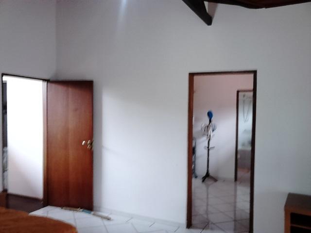 Casa de Condomínio à venda com 3 quartos, 320m² - Foto 14