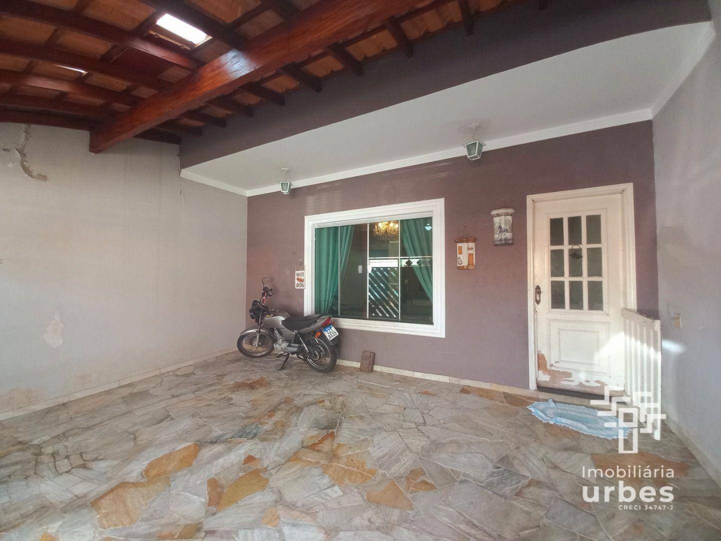 Casa à venda com 4 quartos, 215m² - Foto 3