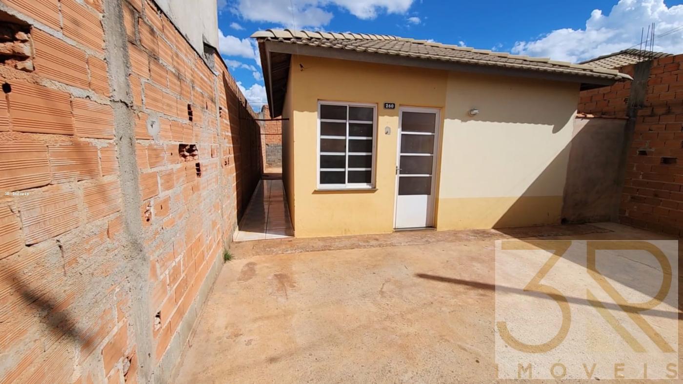 Casa à venda com 2 quartos, 160m² - Foto 13