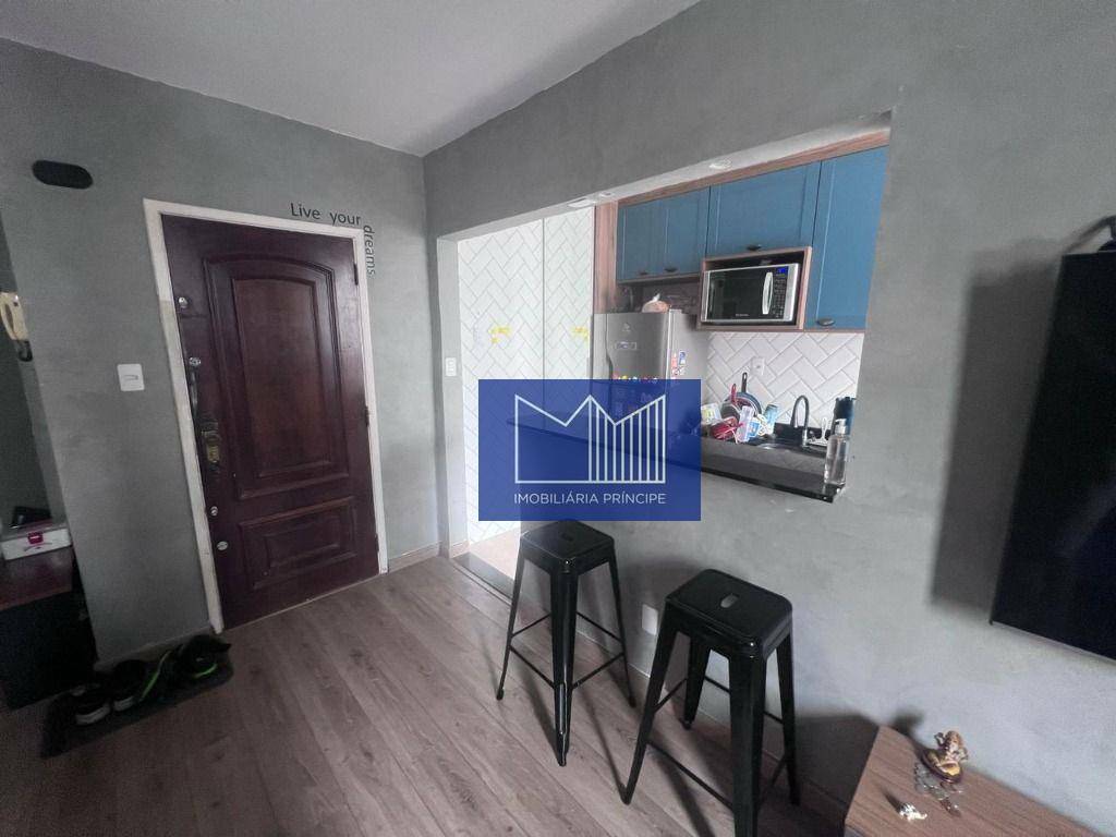 Apartamento à venda com 2 quartos, 63m² - Foto 8