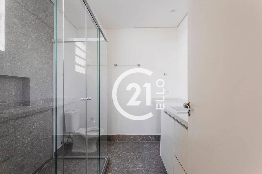 Apartamento para alugar com 3 quartos, 209m² - Foto 6