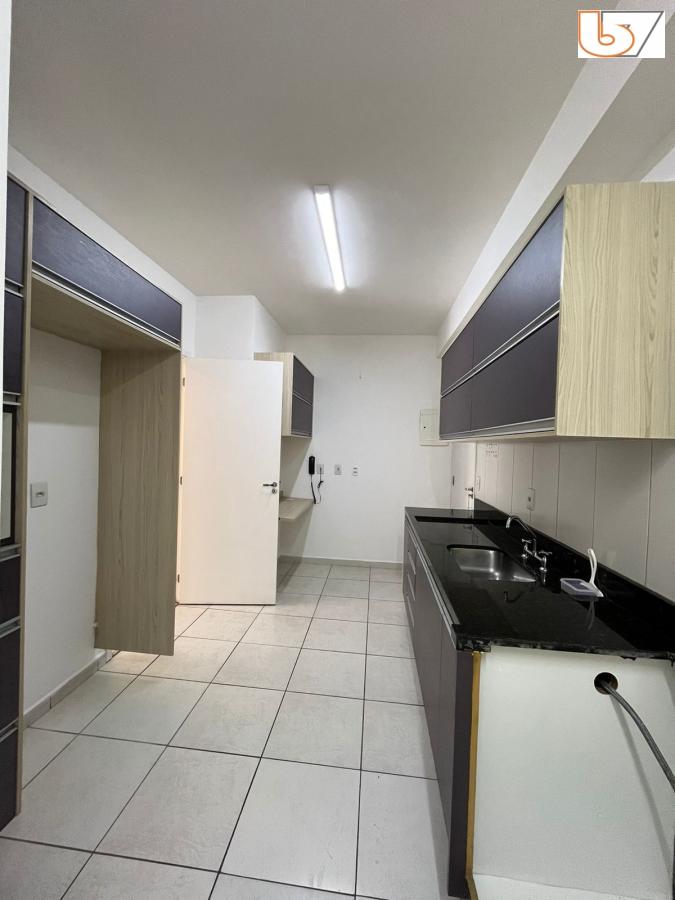 Apartamento para alugar com 2 quartos, 107m² - Foto 7