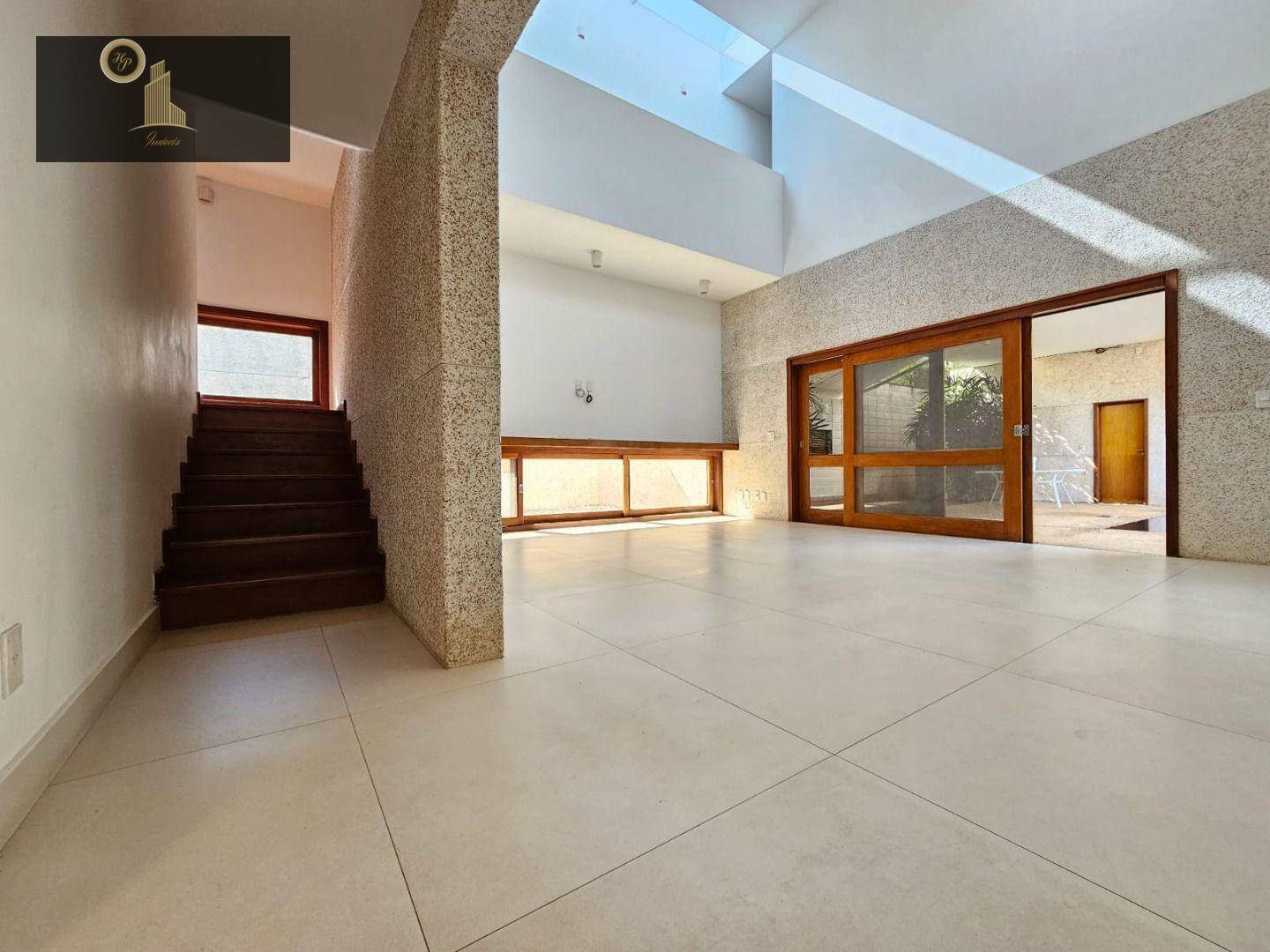 Casa de Condomínio à venda com 4 quartos, 450m² - Foto 11