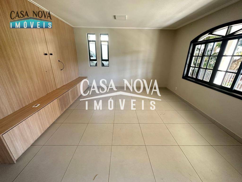 Casa de Condomínio para alugar com 3 quartos, 350m² - Foto 32