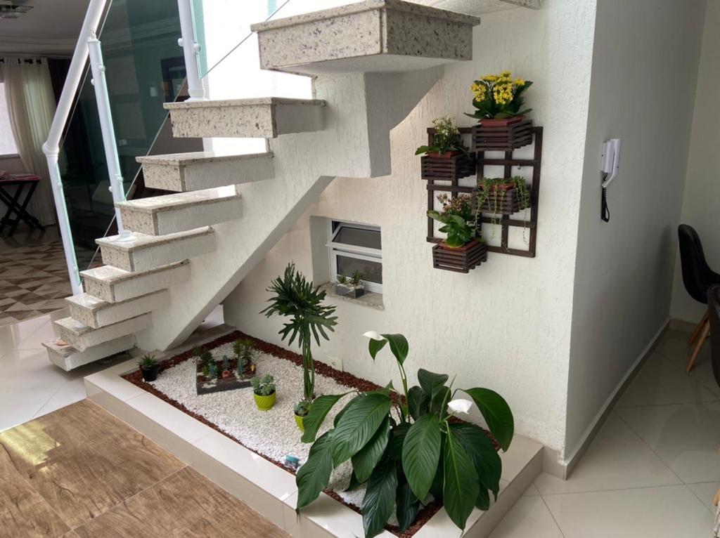 Sobrado à venda com 4 quartos, 190m² - Foto 2