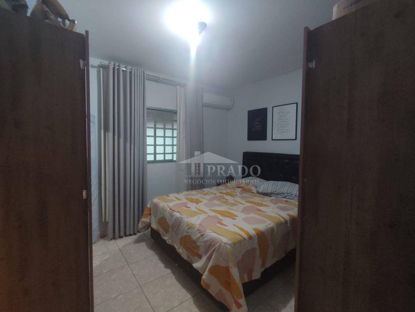 Chácara à venda com 3 quartos, 300m² - Foto 8