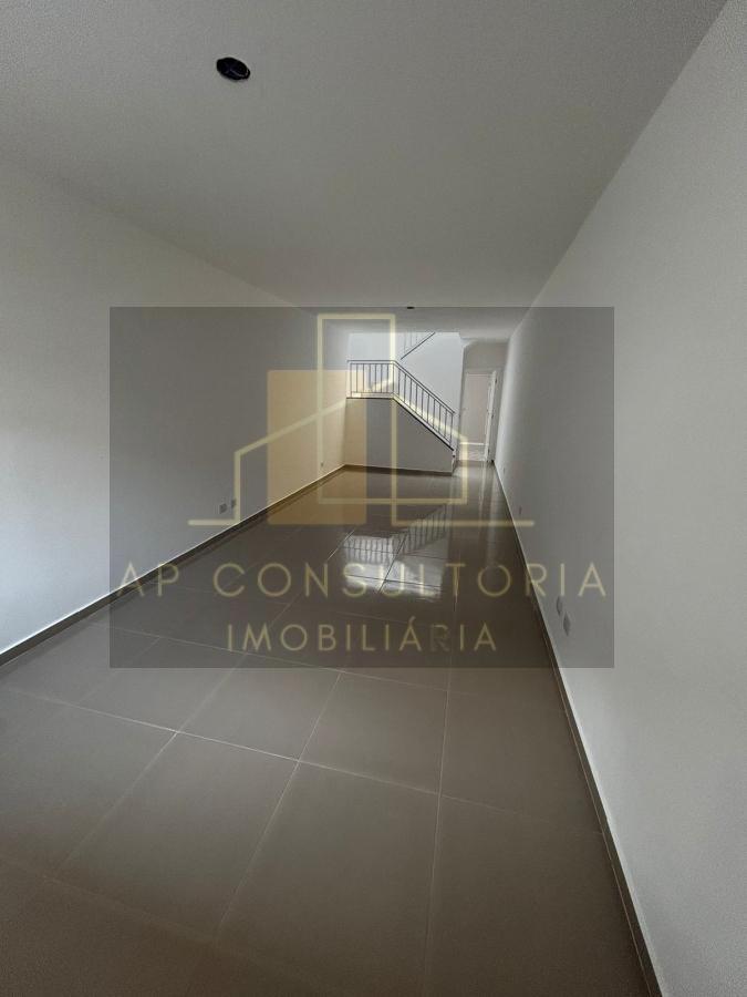 Casa à venda com 3 quartos, 165m² - Foto 3