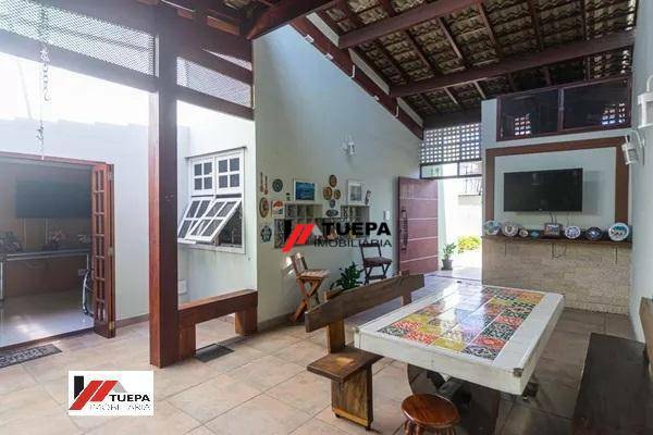 Casa à venda com 3 quartos, 310m² - Foto 6