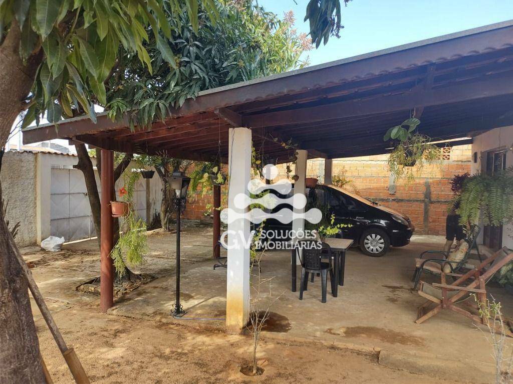 Casa à venda com 3 quartos, 100m² - Foto 2