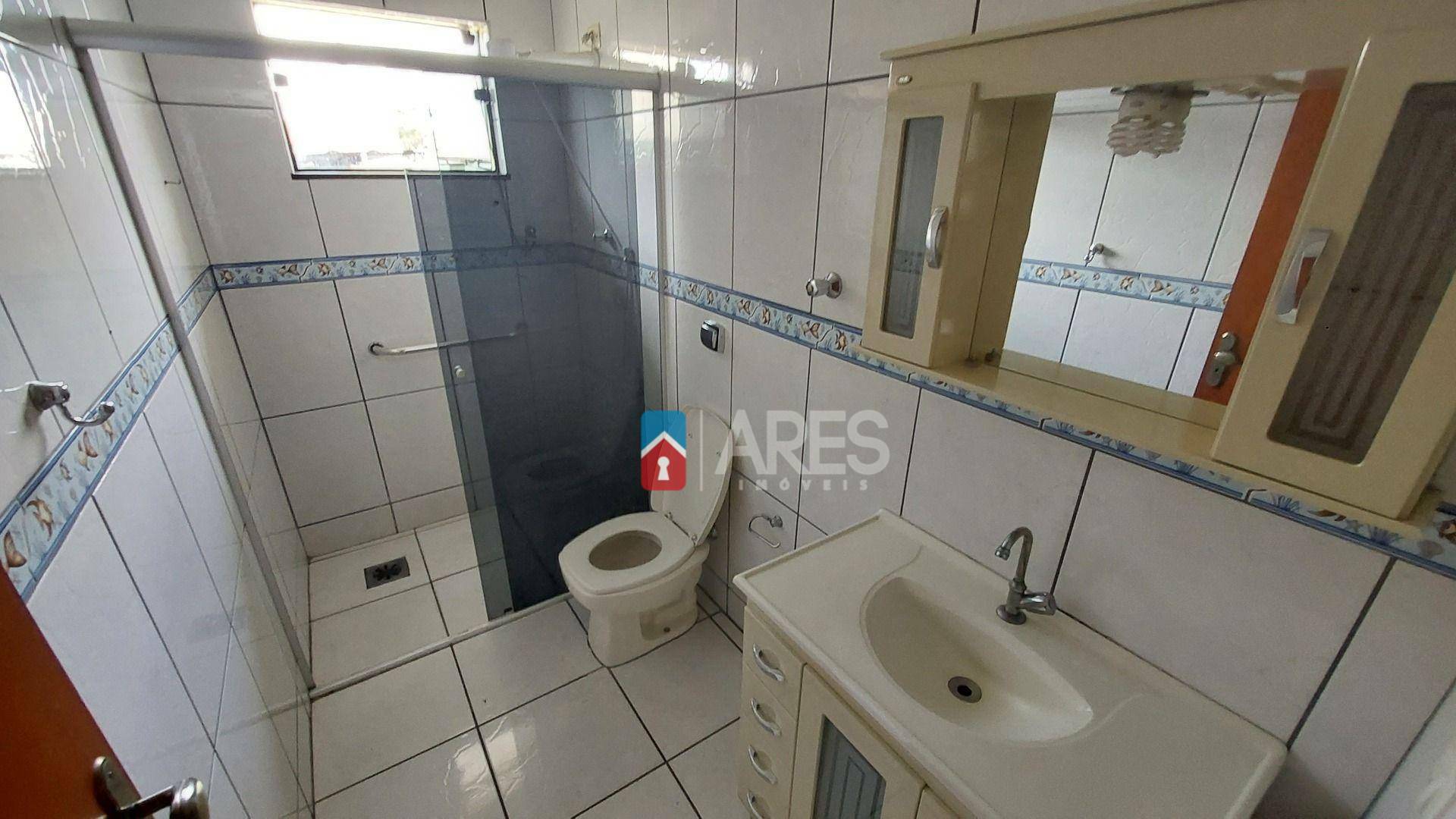 Casa para alugar com 2 quartos, 110m² - Foto 9