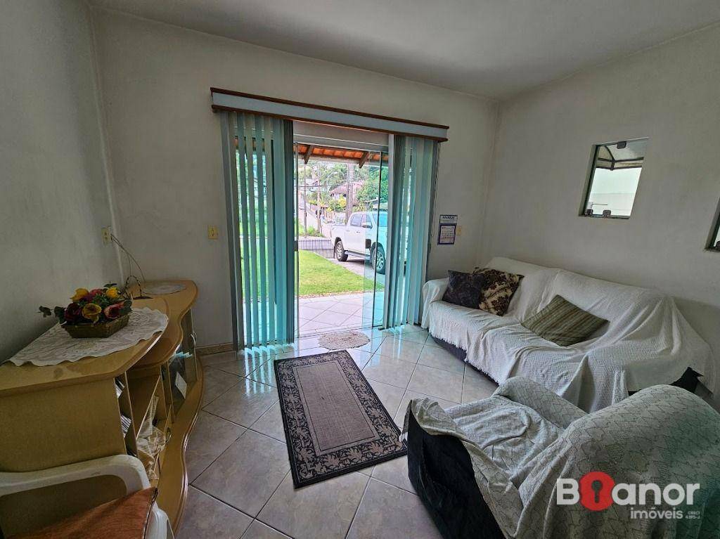 Casa à venda e aluguel com 3 quartos, 140m² - Foto 9