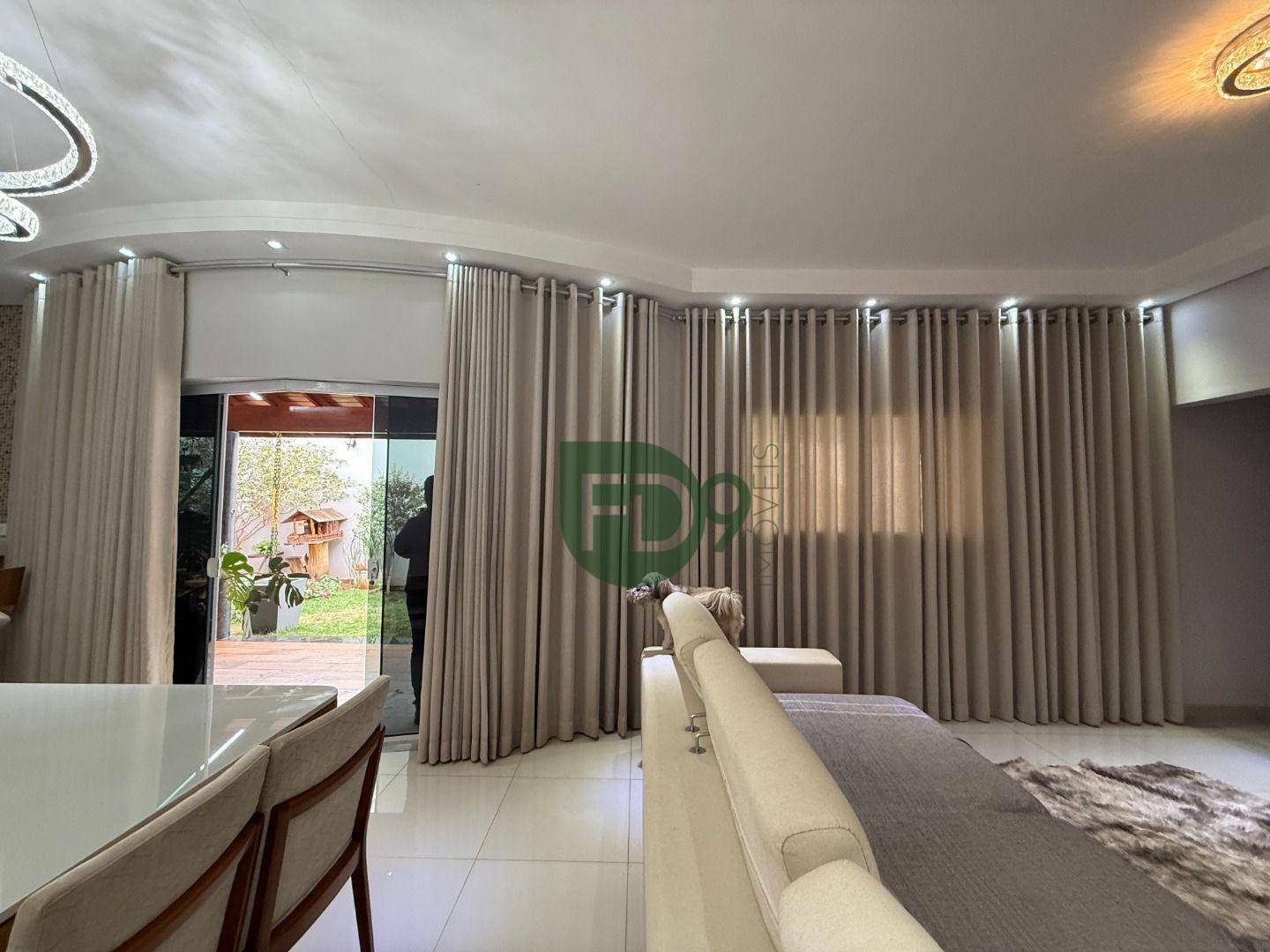 Casa à venda com 3 quartos, 225m² - Foto 18