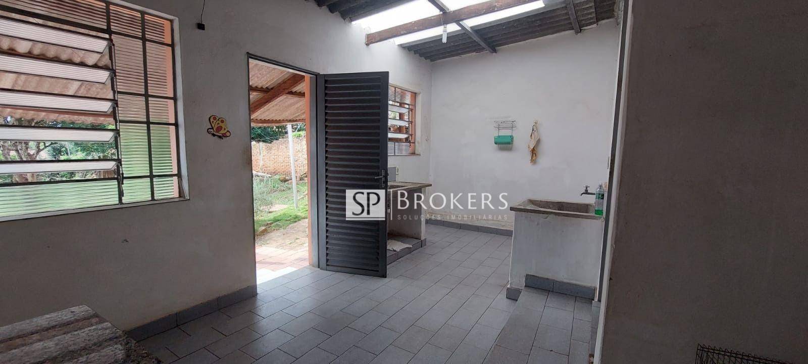 Casa à venda com 2 quartos, 90m² - Foto 1