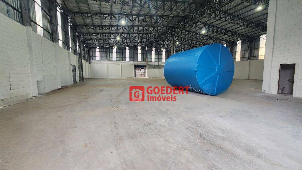 Depósito-Galpão-Armazém para alugar, 1800m² - Foto 6