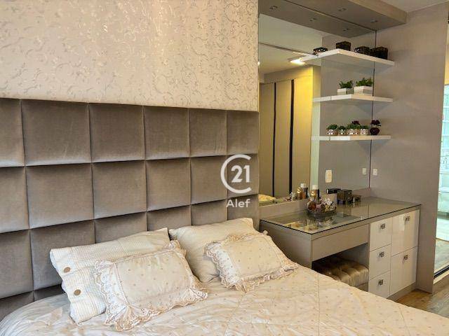 Apartamento à venda com 3 quartos, 198m² - Foto 31