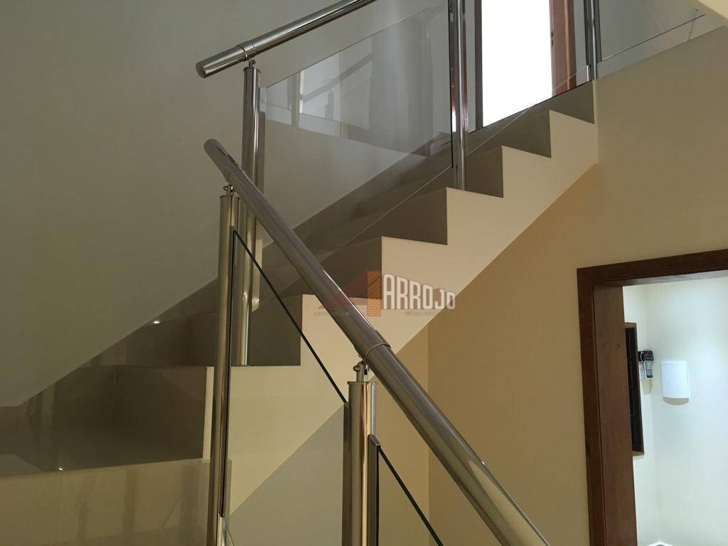 Sobrado à venda com 3 quartos, 200m² - Foto 7