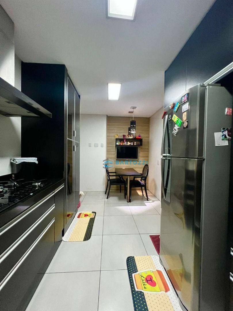 Apartamento à venda com 3 quartos, 128m² - Foto 13