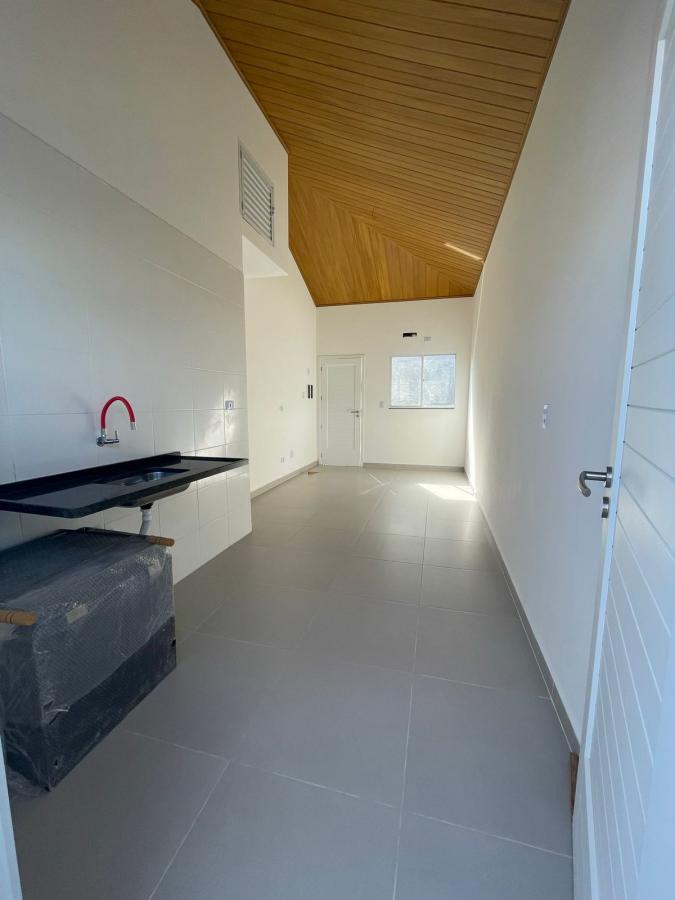 Casa à venda com 2 quartos, 44m² - Foto 27