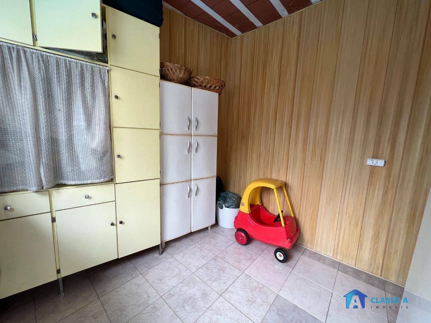 Casa à venda com 3 quartos, 195m² - Foto 22