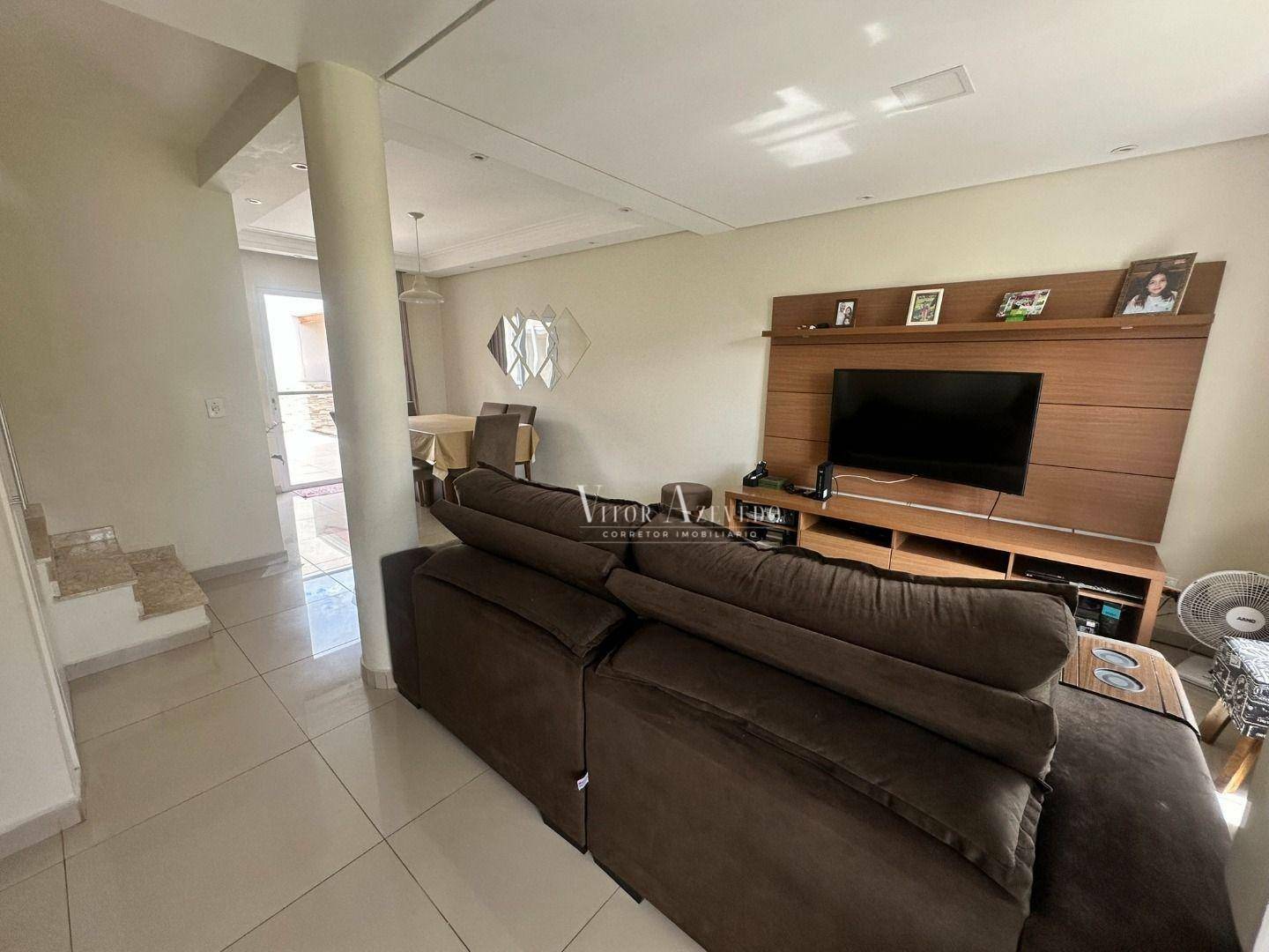 Casa de Condomínio à venda com 3 quartos, 114m² - Foto 2