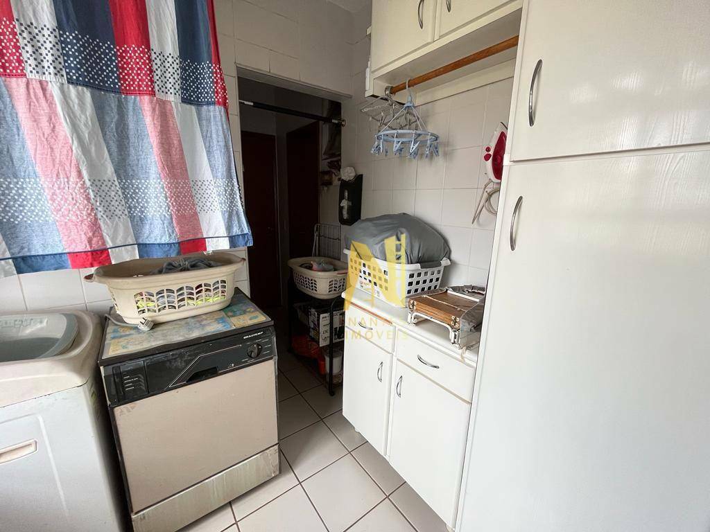 Apartamento à venda com 3 quartos, 119m² - Foto 22