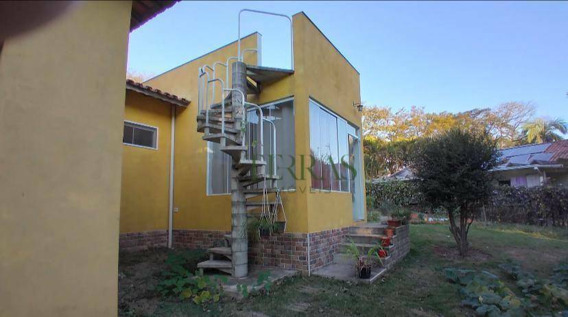 Casa de Condomínio à venda com 3 quartos, 220m² - Foto 5