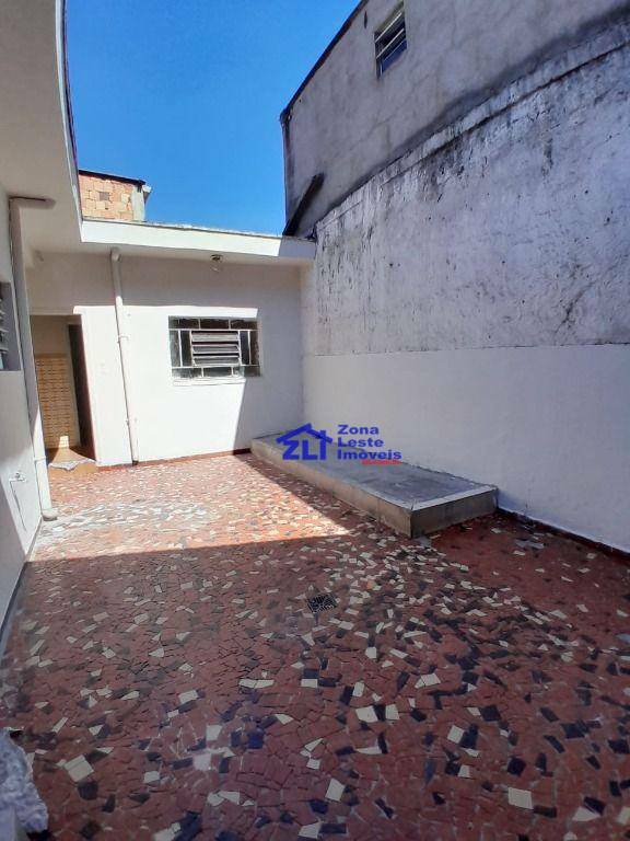 Casa à venda e aluguel com 2 quartos, 140m² - Foto 8