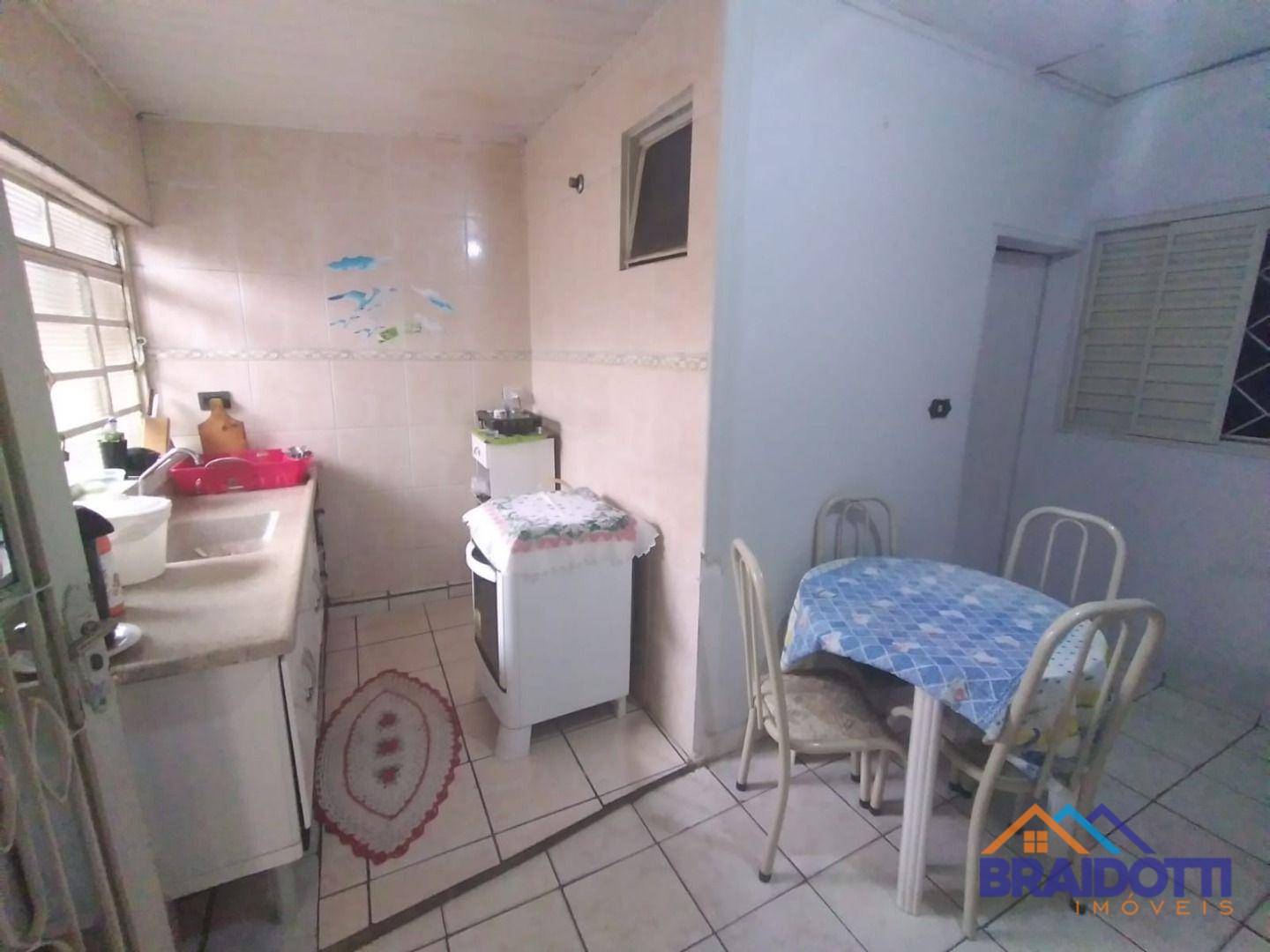 Casa à venda com 3 quartos, 200m² - Foto 13