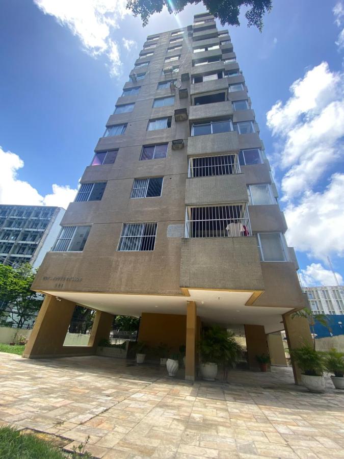 Apartamento à venda com 2 quartos, 78m² - Foto 3