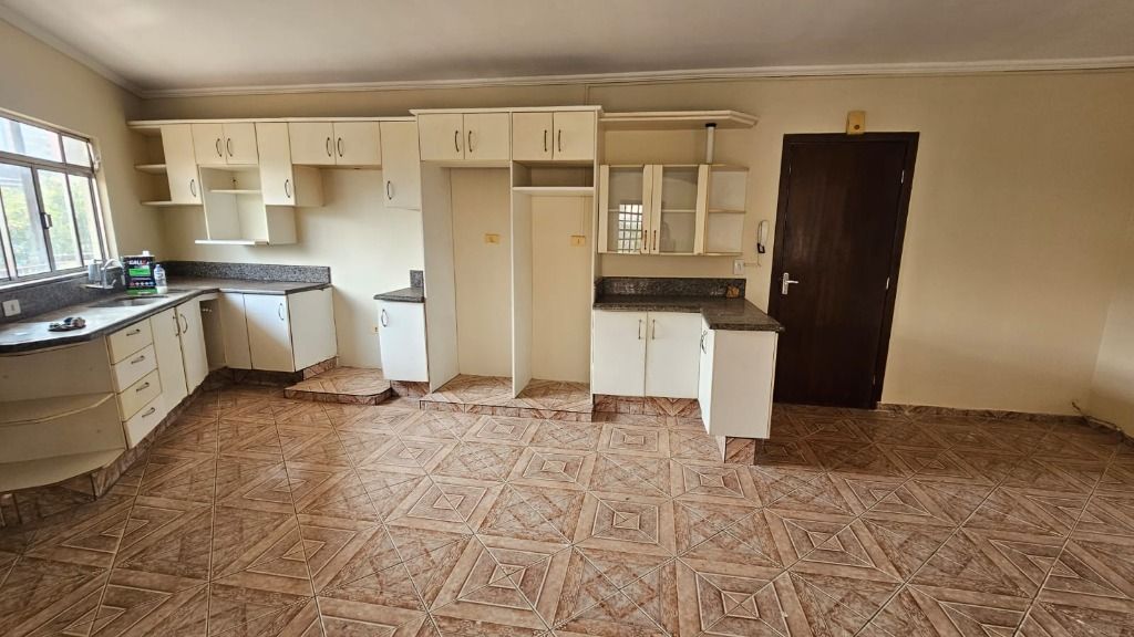 Apartamento para alugar com 3 quartos, 120m² - Foto 3