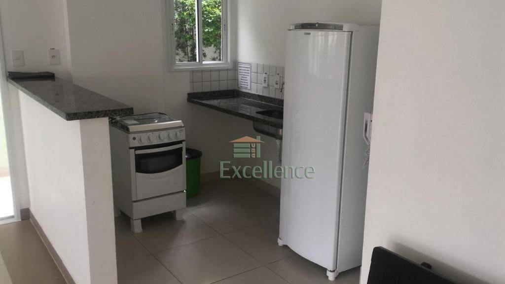 Apartamento para alugar com 3 quartos, 82m² - Foto 40