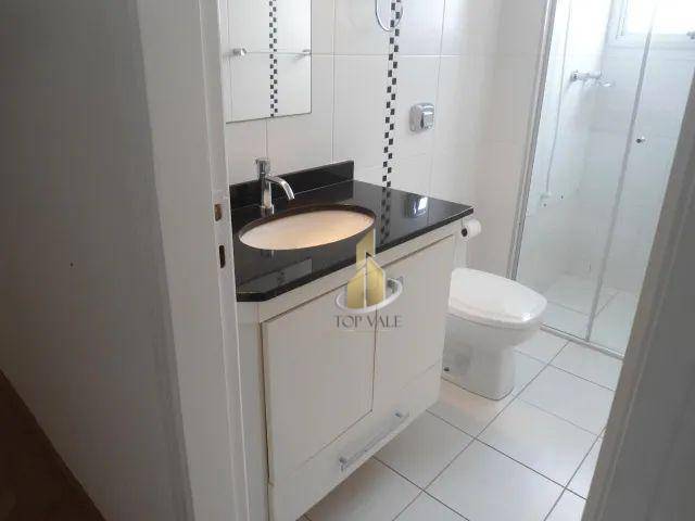 Apartamento para alugar com 2 quartos, 74m² - Foto 12