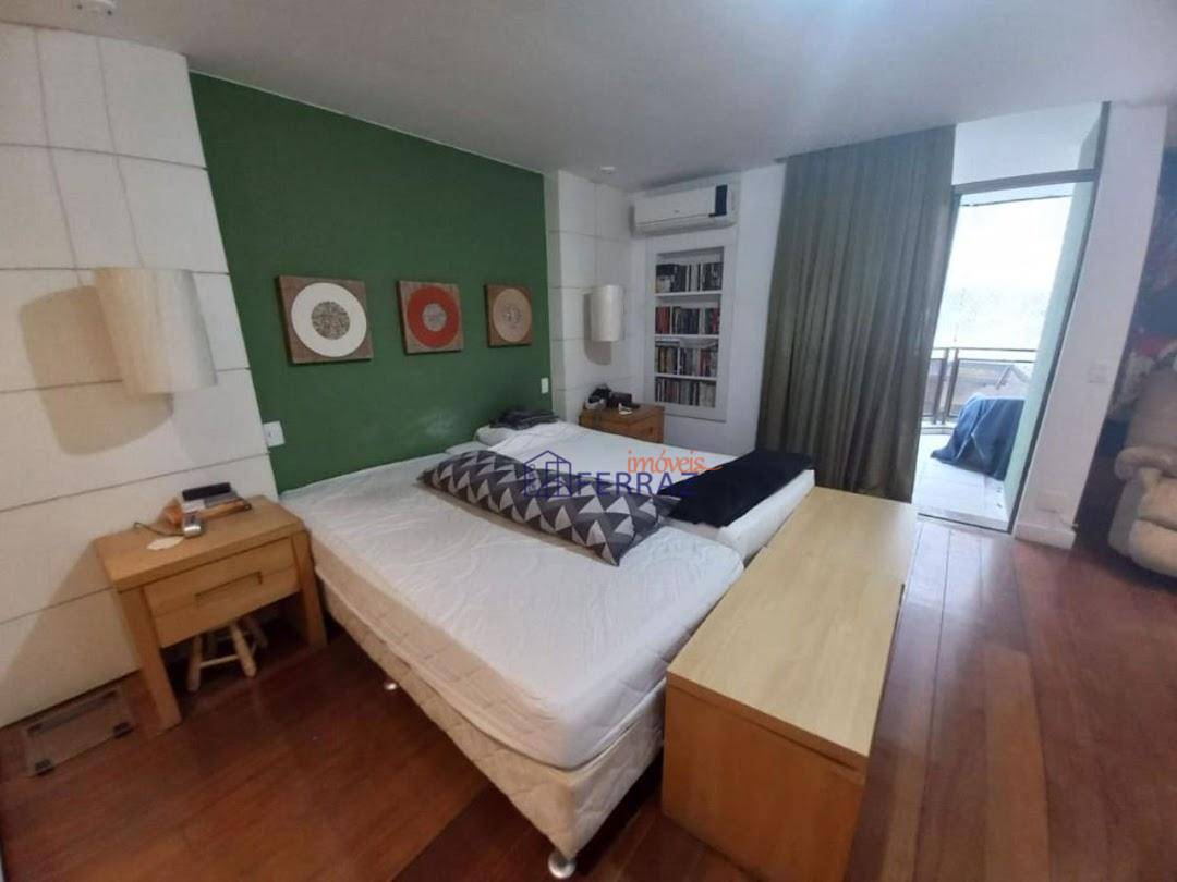 Apartamento à venda com 4 quartos, 254m² - Foto 22