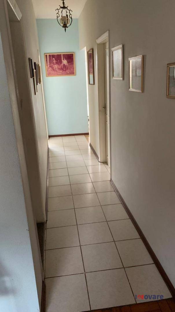 Casa à venda com 3 quartos, 192m² - Foto 8
