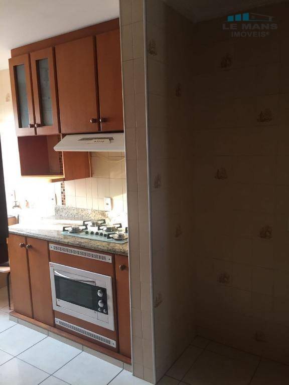 Apartamento à venda com 3 quartos, 101m² - Foto 10