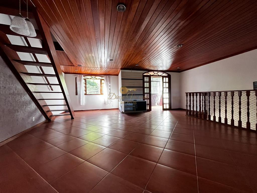 Casa à venda com 3 quartos, 70m² - Foto 4