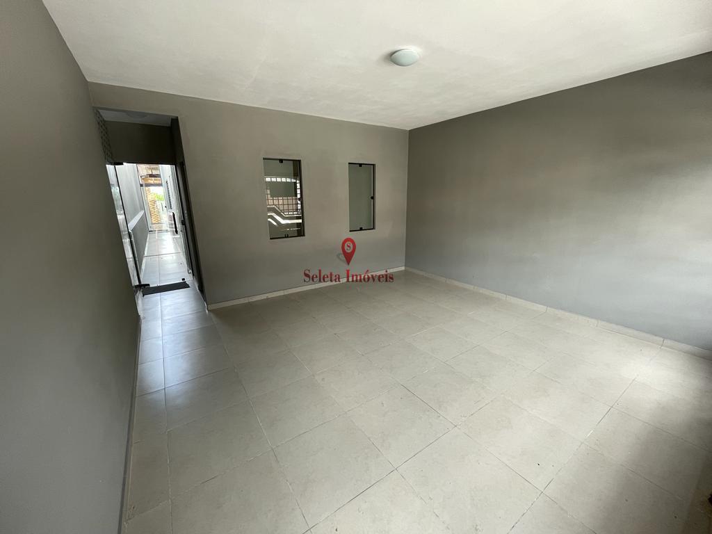 Casa à venda com 3 quartos, 130m² - Foto 1