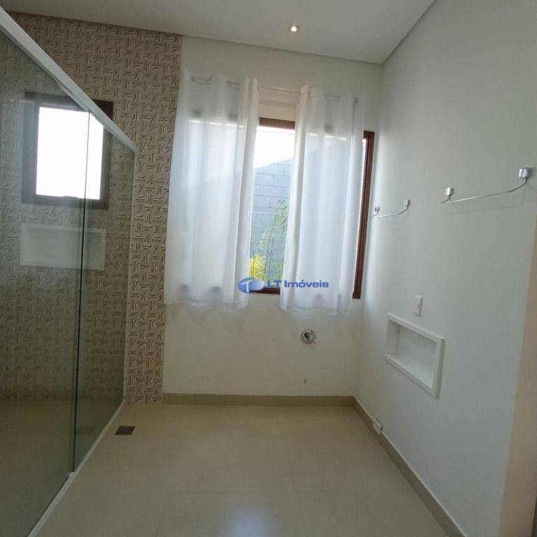 Casa de Condomínio para alugar com 4 quartos, 300m² - Foto 50