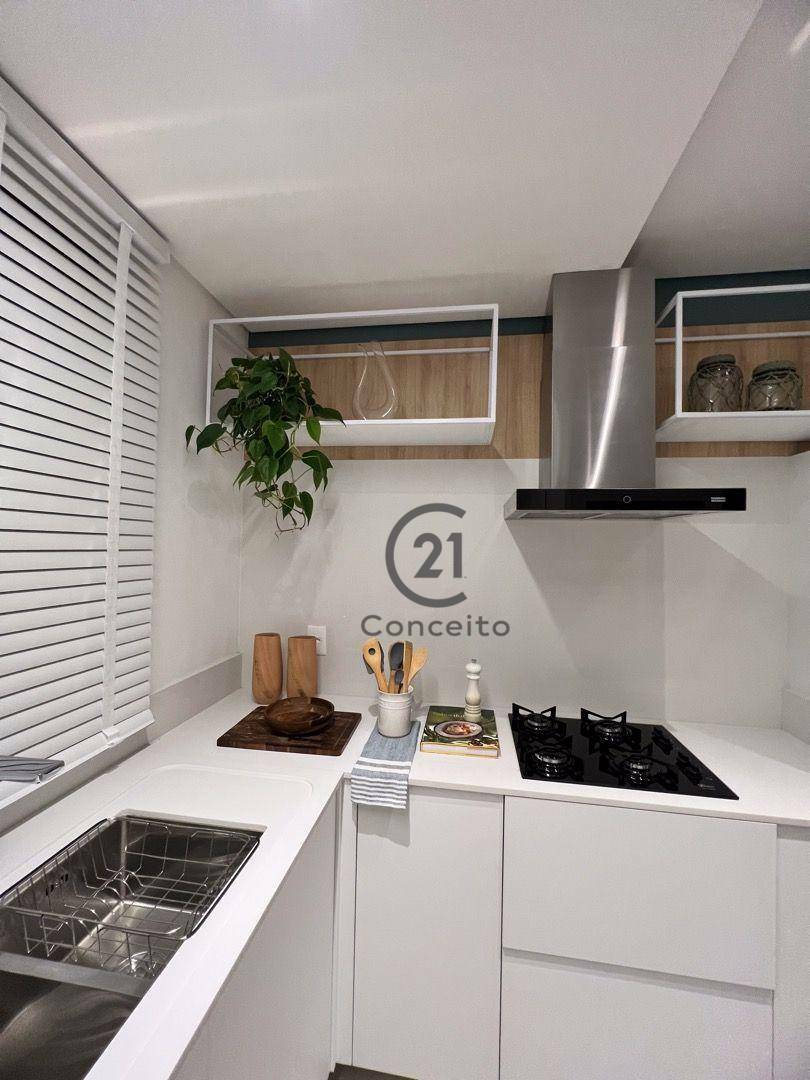 Apartamento à venda com 3 quartos, 107m² - Foto 4