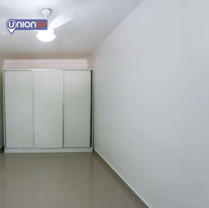 Apartamento à venda com 2 quartos, 68m² - Foto 6