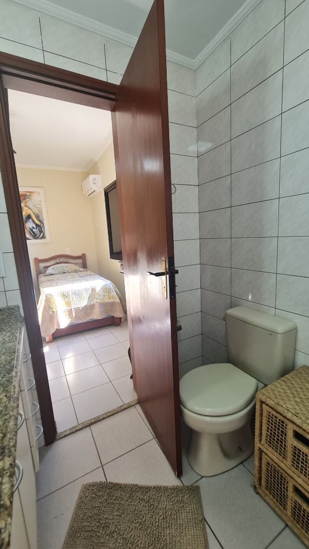 Apartamento à venda com 2 quartos, 70m² - Foto 41