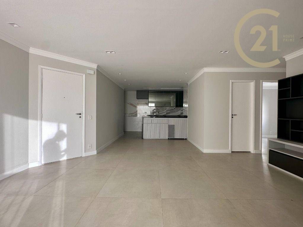 Apartamento à venda com 2 quartos, 78m² - Foto 4