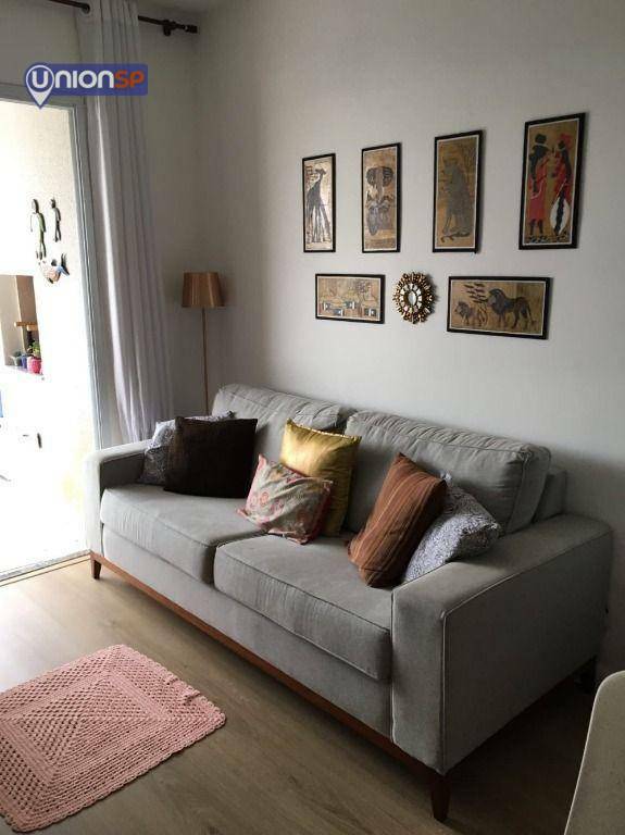 Apartamento à venda com 2 quartos, 60m² - Foto 2