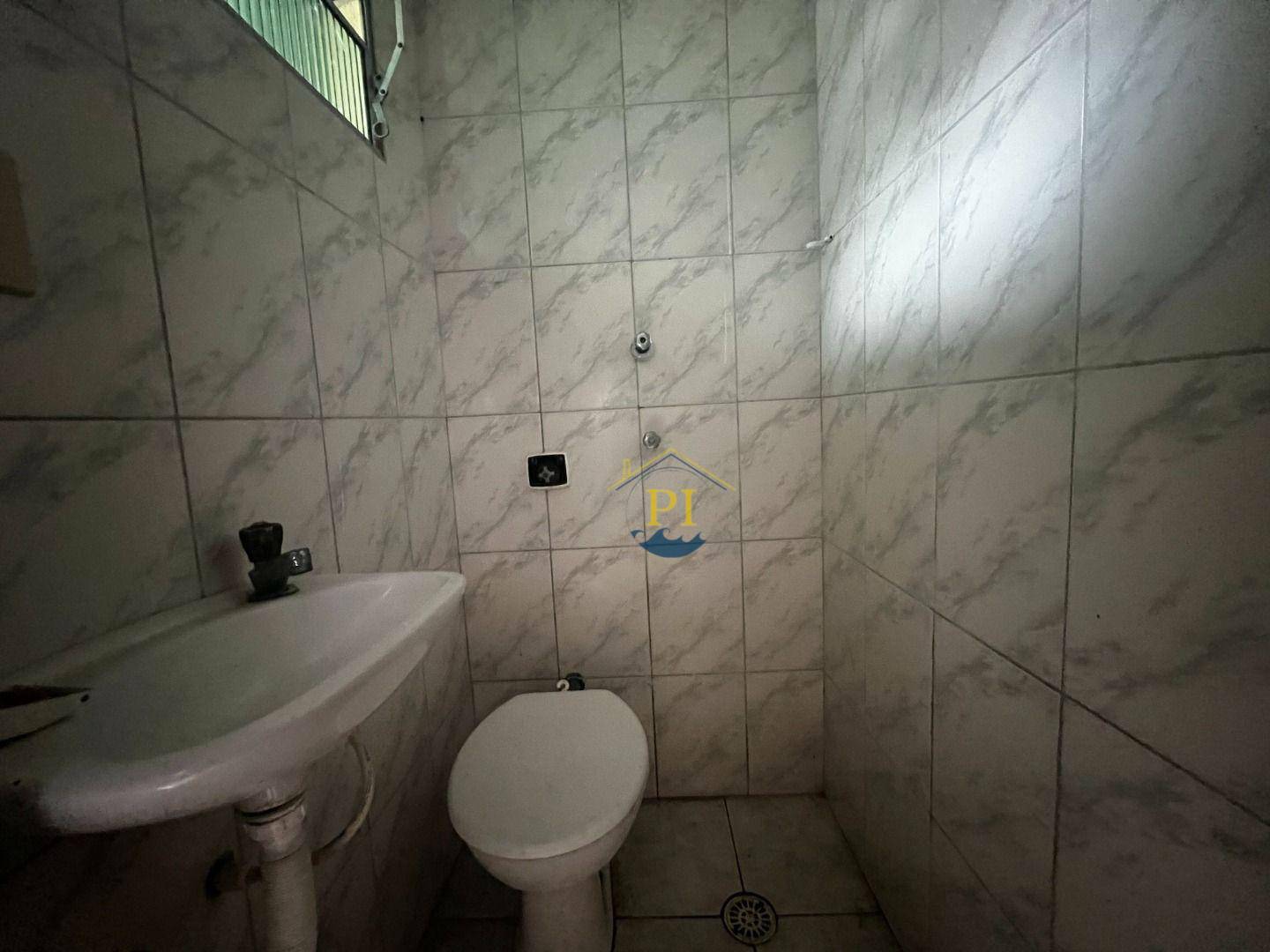 Casa à venda e aluguel com 3 quartos, 80m² - Foto 29