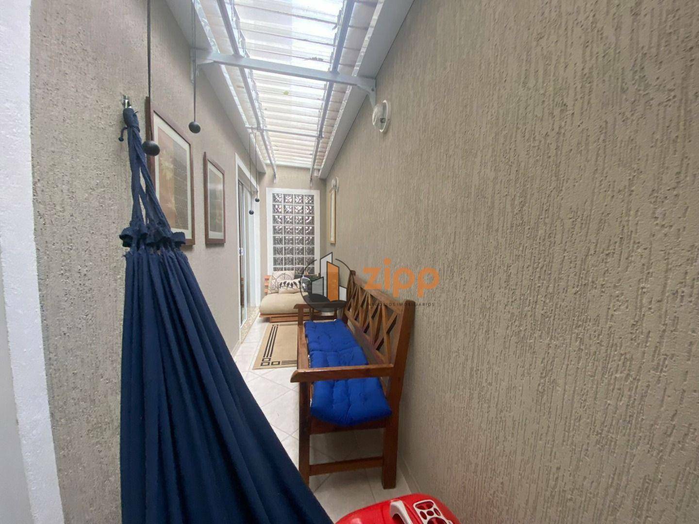 Sobrado à venda com 3 quartos, 205m² - Foto 26